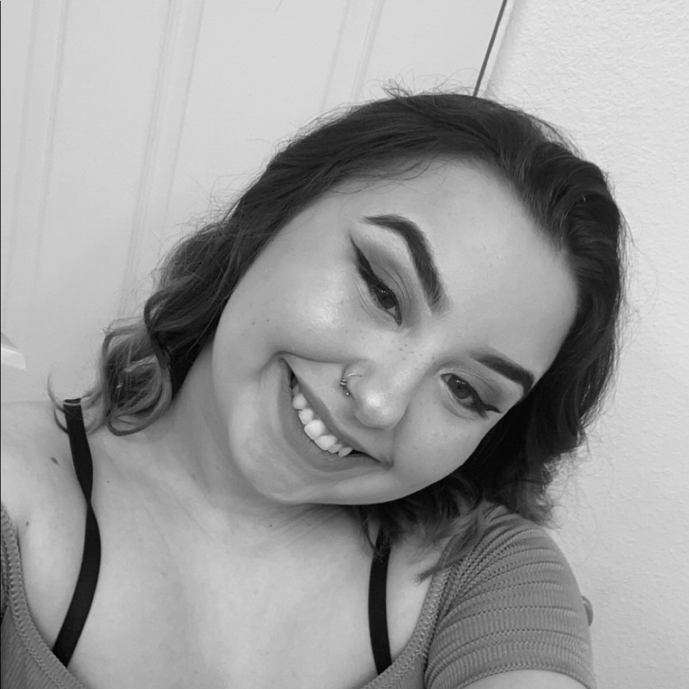 Meet your Posher, Katelynn